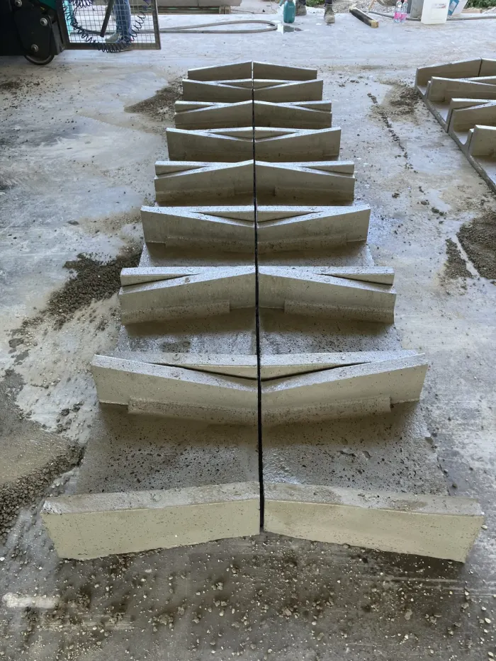 Vibrocast betontermék gyártó gépek – FACT-Plus referencia